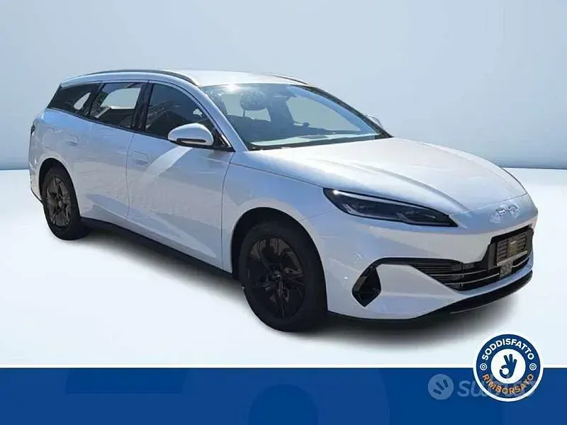 Nuova BYD Seal Boost 183 CV (134 kW) 2026 Bianco Station wagon