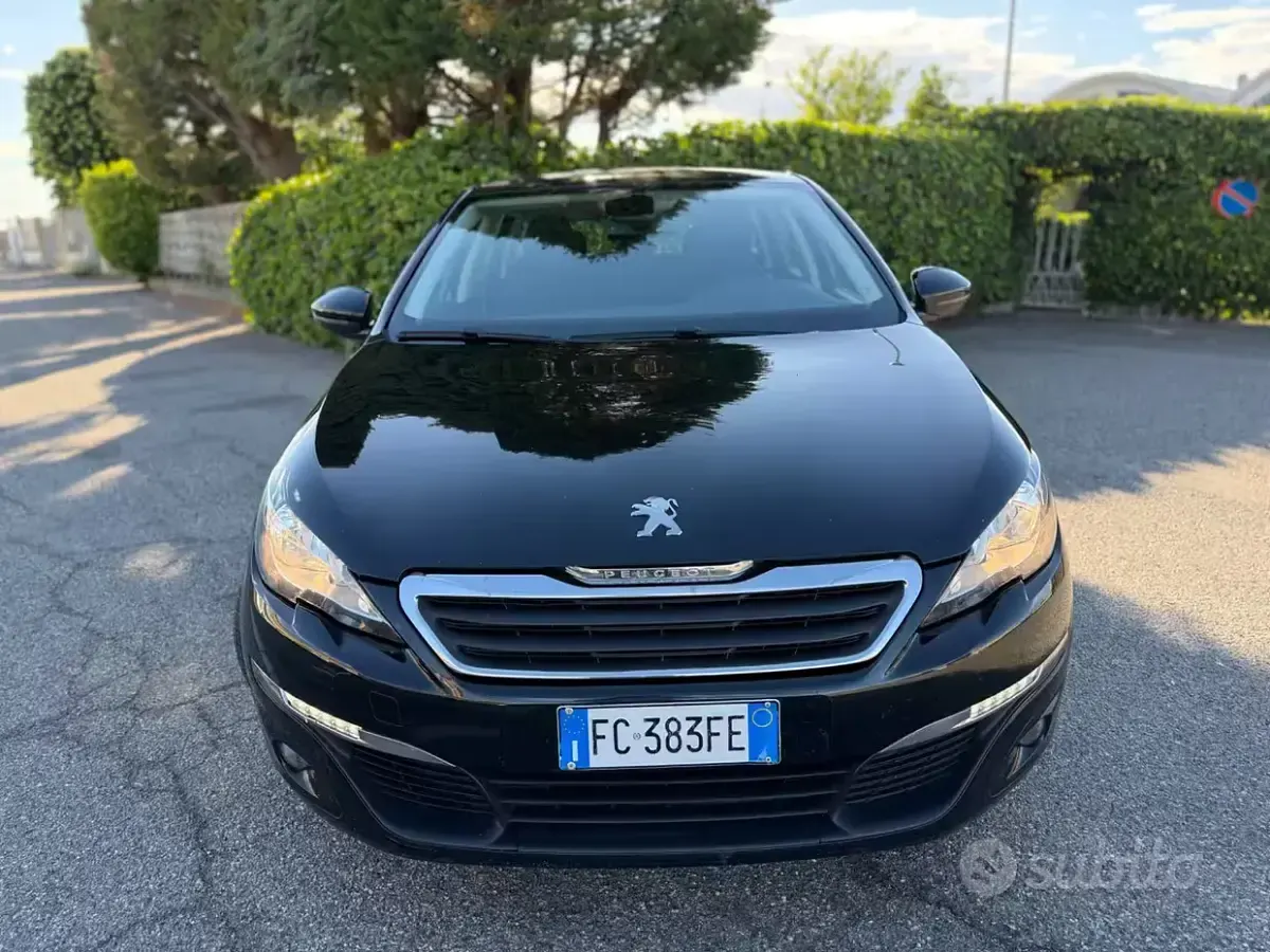 Usata Peugeot 308 Business-Line 120 CV (88 kW) 2015 Nero Station wagon