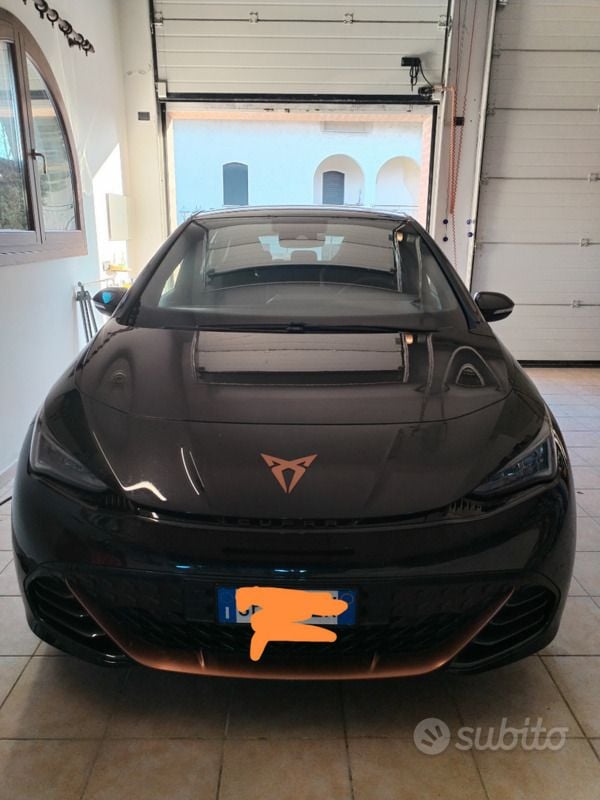 Usata Cupra Born 150 kW (204 CV) 2023 Grigio Utilitaria