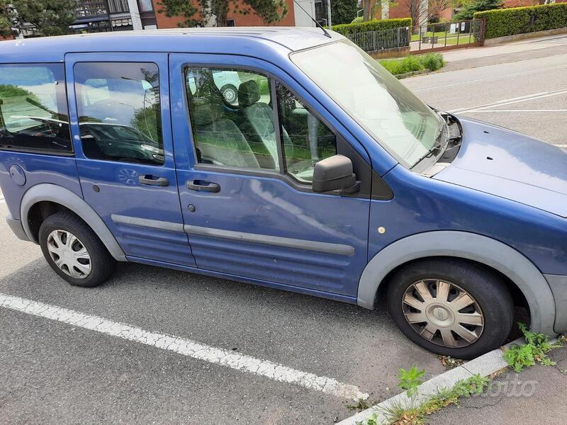 Usato 2009 Ford Tourneo Connect 1.8 Diesel (3.000 €)