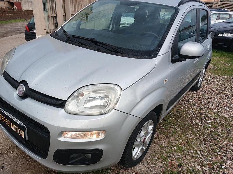 Usata Fiat Panda Lounge 74 CV (54 kW) 2014 Grigio Utilitaria