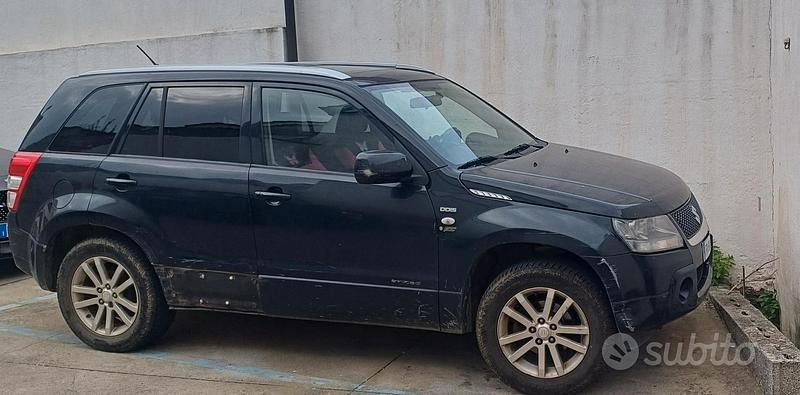 Usata Suzuki Vitara 129 CV (94 kW) 2008 Nero SUV