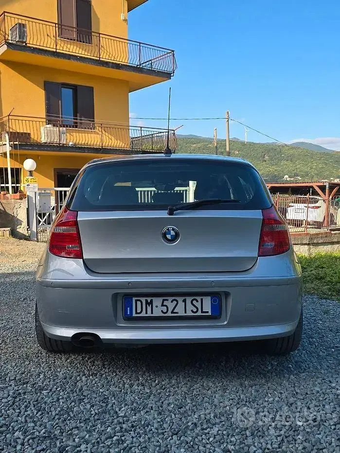 Usata BMW 116 122 CV (89 kW) 2008 Grigio Utilitaria