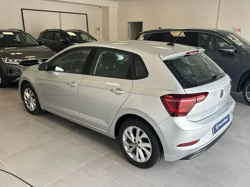 Usata VW Polo Style 95 CV (69 kW) 2025 Argento Utilitaria