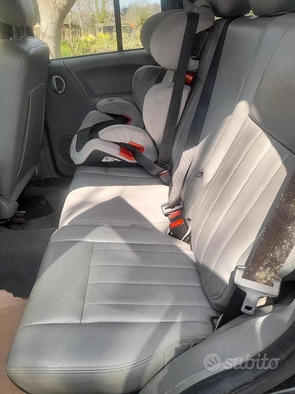Usata Jeep Cherokee 163 CV (119 kW) 2007 Nero SUV