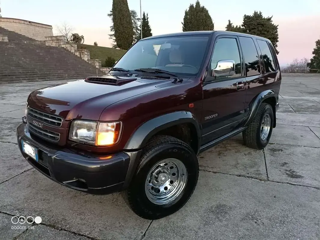 Usata Isuzu Trooper 159 CV (116 kW) 2002 SUV