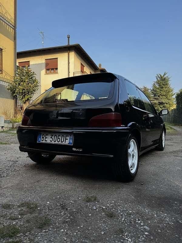 Usata Peugeot 106 118 CV (86 kW) 1999 Utilitaria