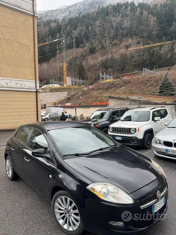 Usata Fiat Bravo 120 CV (88 kW) 2008 Nero Utilitaria