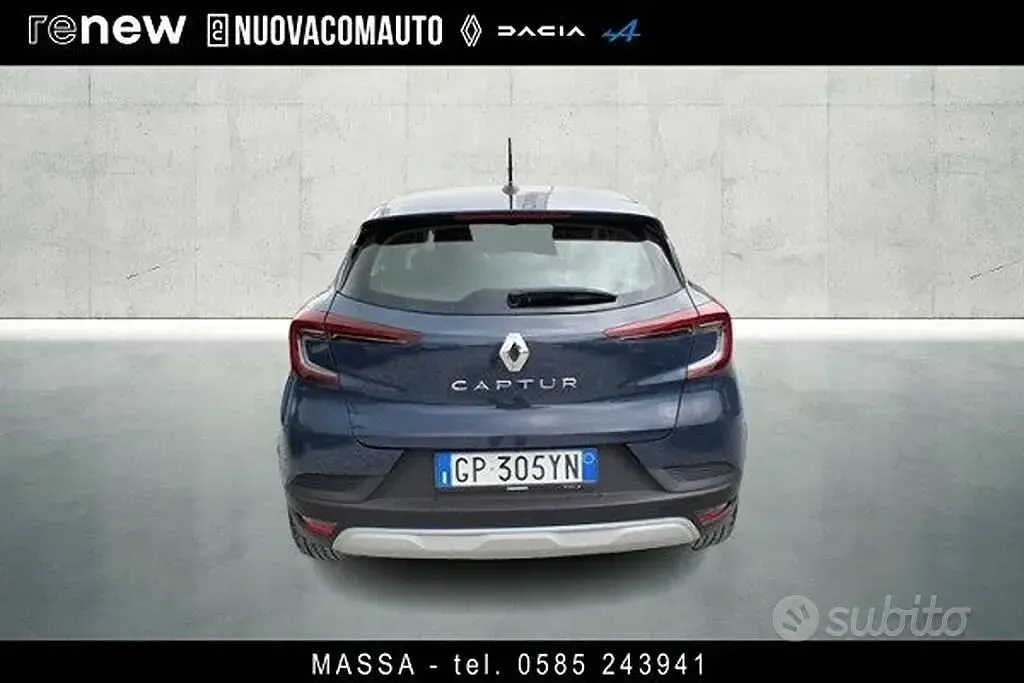 Usata Renault Captur Equilibre 91 CV (66 kW) 2023 61h blu marine SUV