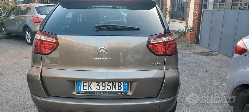 Usata Citroën C4 Picasso 115 CV (84 kW) 2012 Marrone Monovolume