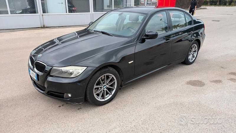 Usata BMW 316 116 CV (85 kW) 2010 Nero Berlina