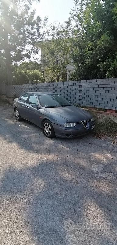 Usata Alfa Romeo 156 120 CV (88 kW) 2002 Grigio Berlina
