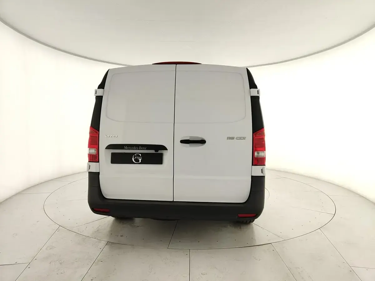 Nuova Mercedes Vito 2026 Bianco Furgone