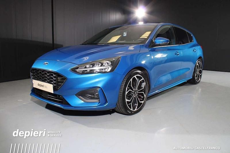Usata Ford Focus ST-Line 120 CV (88 kW) 2019 Blu/azzurro Utilitaria