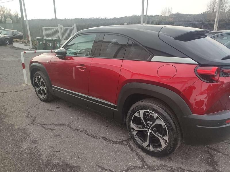 Usata Mazda MX30 Makoto 73 CV (53 kW) 2023 Rosso SUV