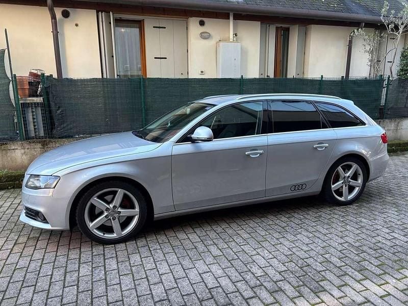 Usata Audi A4 143 CV (105 kW) 2009 Argento Station wagon