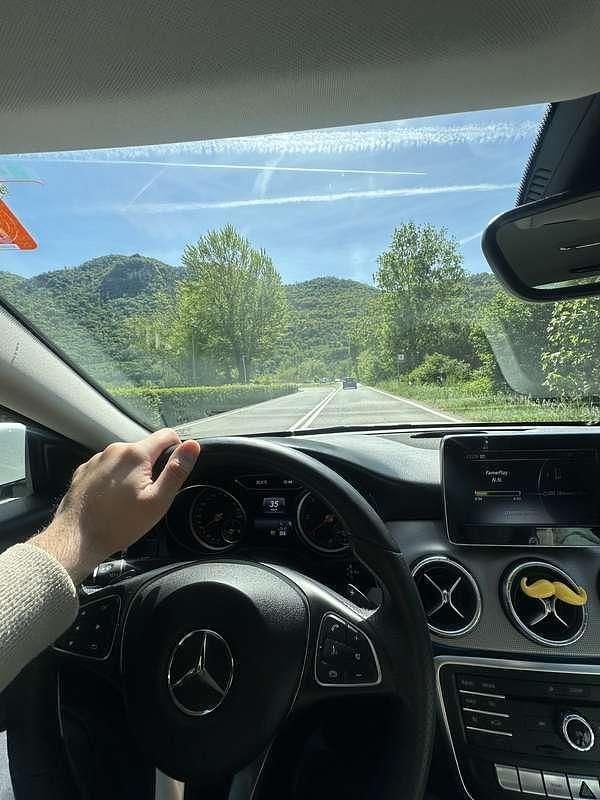 Usata Mercedes CLA200 Urban 136 CV (100 kW) 2019 Bianco Coupé