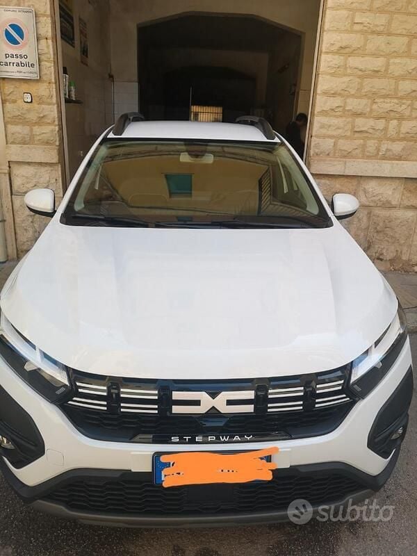 Usata Dacia Sandero 91 CV (66 kW) 2024 Bianco Utilitaria