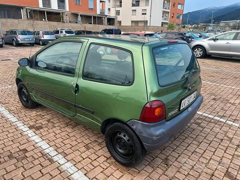 Usata Renault Twingo 58 CV (42 kW) 1998 Verde Utilitaria