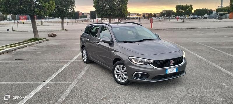 Grigio Usata 2020 Fiat Tipo Lounge Station wagon | 7990 € (Super prezzo) - Immagine 1/4