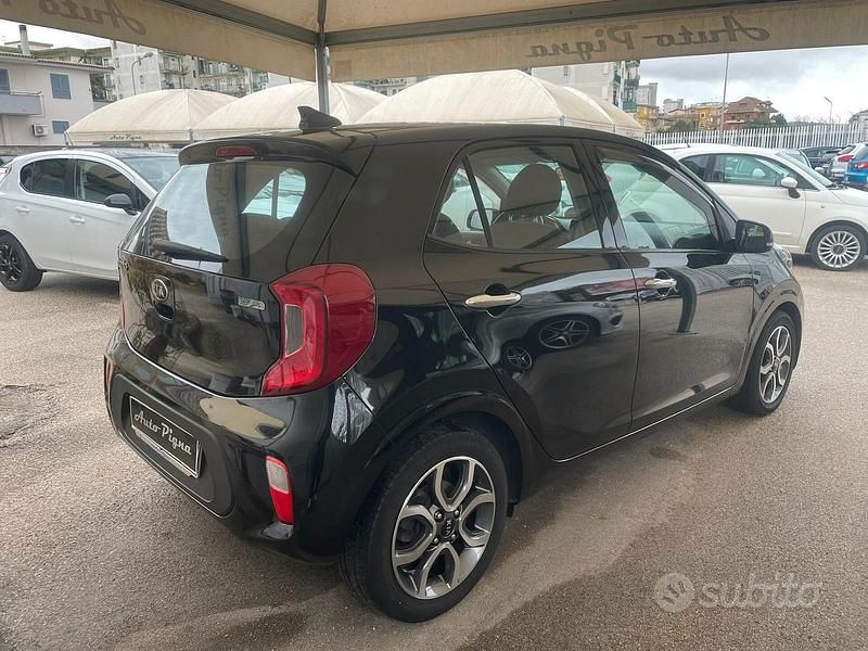 Usata Kia Picanto 67 CV (49 kW) 2018 Nero Utilitaria