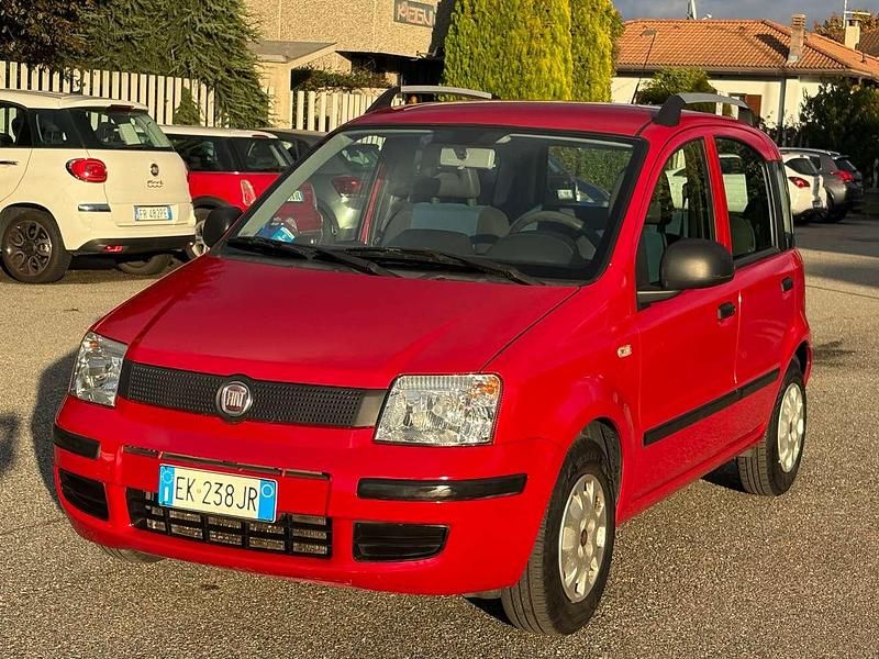 Rosso Usata 2011 Fiat Panda Emotion | 5500 € (Buon prezzo) - Immagine 1/4