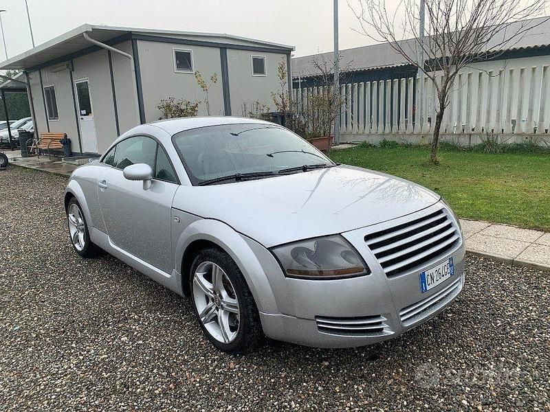 Usata Audi TT 250 CV (183 kW) 2004 Grigio Coupé