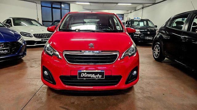 Usata Peugeot 108 Active 72 CV (52 kW) 2018 Rosso Utilitaria