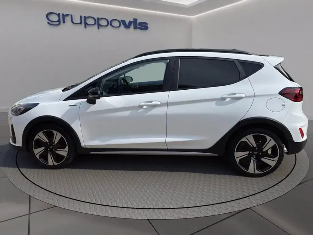 Usata Ford Fiesta Active X 125 CV (91 kW) 2022 Frozen white Utilitaria