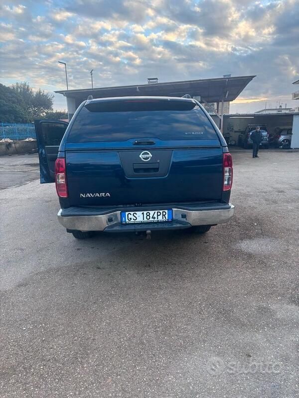 Usata Nissan Navara 171 CV (125 kW) 2008 Blu Pick-up