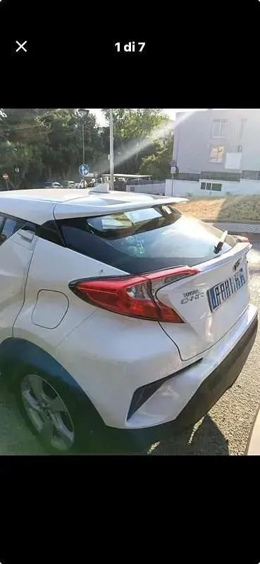 Usata Toyota C-HR Active 98 CV (72 kW) 2018 SUV