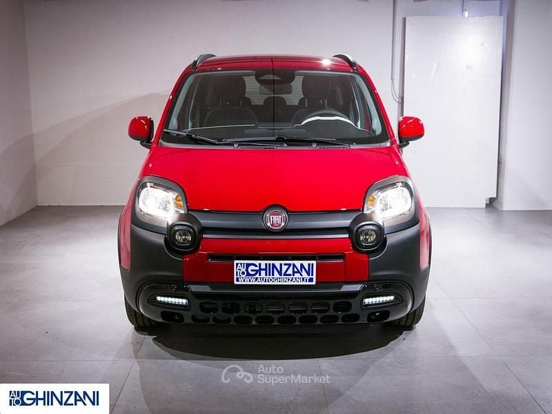 Nuova Fiat Panda Cross Cross 65 CV (47 kW) 2026 Rosso Utilitaria