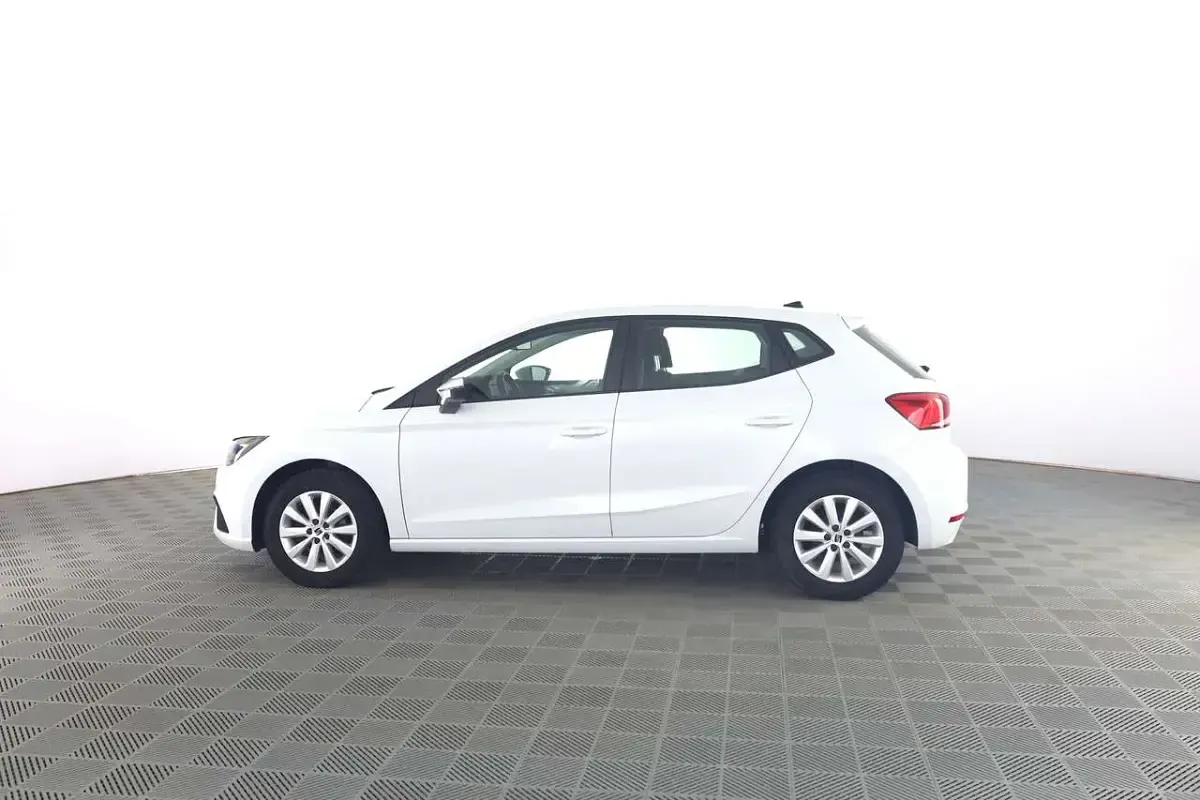 Usata Seat Ibiza Style 80 CV (58 kW) 2022 Bianco nevada Utilitaria