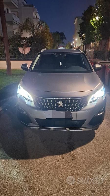 Usata Peugeot 3008 Allure 120 CV (88 kW) 2017 Grigio SUV