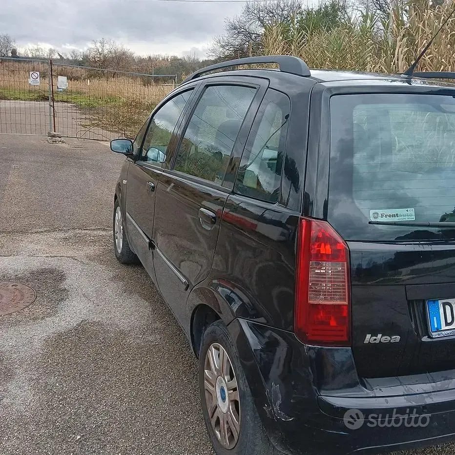Usata Fiat Idea 69 CV (50 kW) 2008 Nero Monovolume