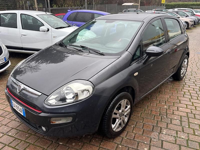 Usata Fiat Punto Evo Dynamic 77 CV (56 kW) 2010 Grigio Utilitaria