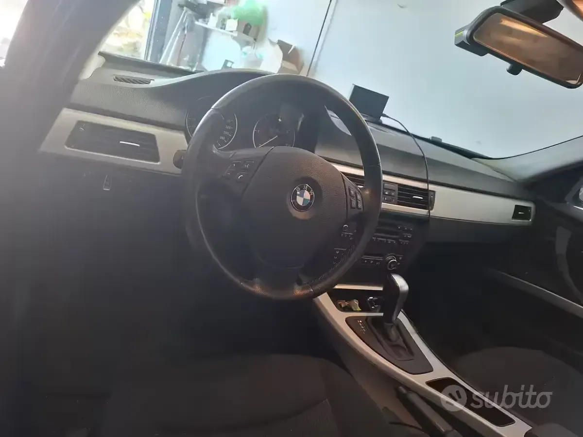 Usata BMW 320 177 CV (130 kW) 2008 Grigio Berlina