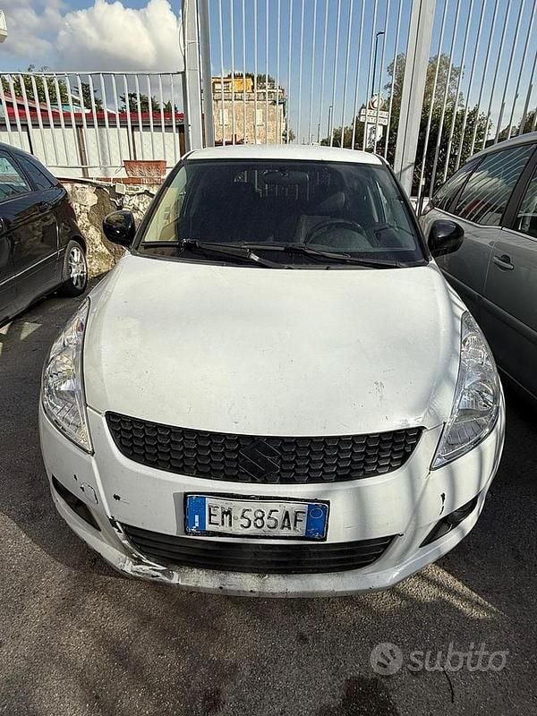 Usata Suzuki Swift 2010 Bianco Berlina