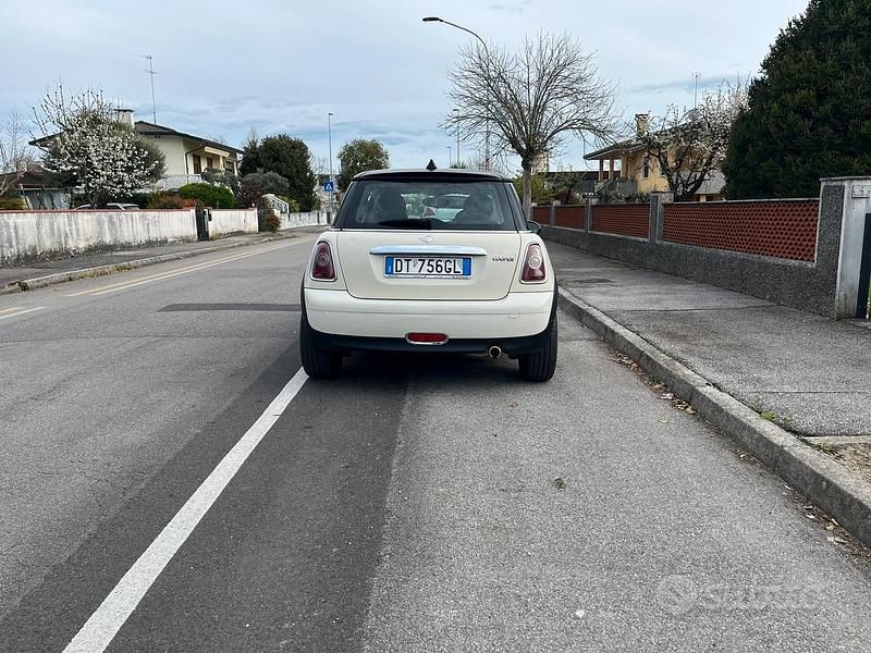 Usata Mini Cooper 2009 Utilitaria