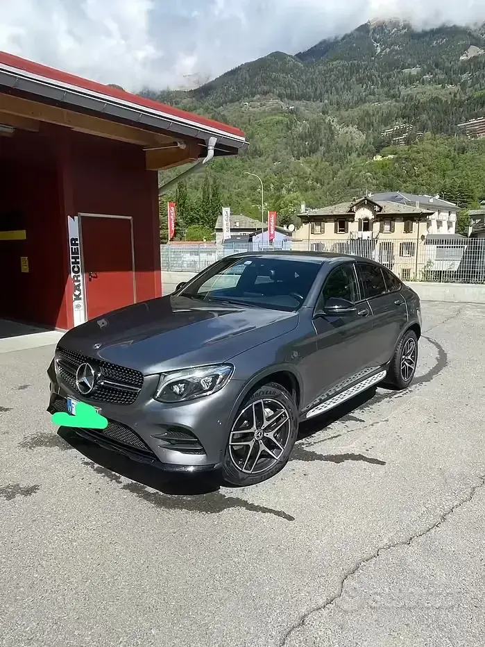 Usata Mercedes GLC250 204 CV (150 kW) 2019 Grigio SUV