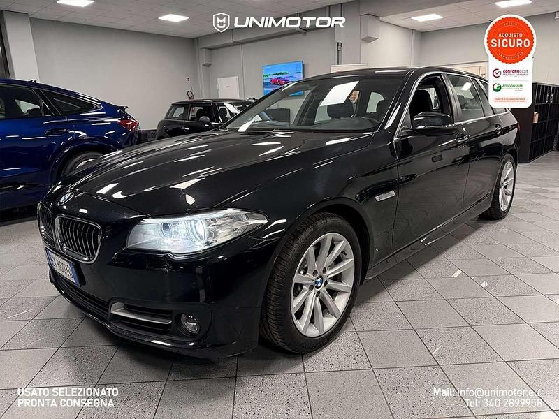 Usata BMW 520 Luxury Line 190 CV (139 kW) 2015 Nero Station wagon