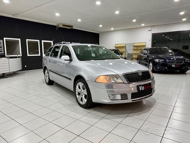Usata Skoda Octavia Elegance 140 CV (102 kW) 2009 Grigio Station wagon