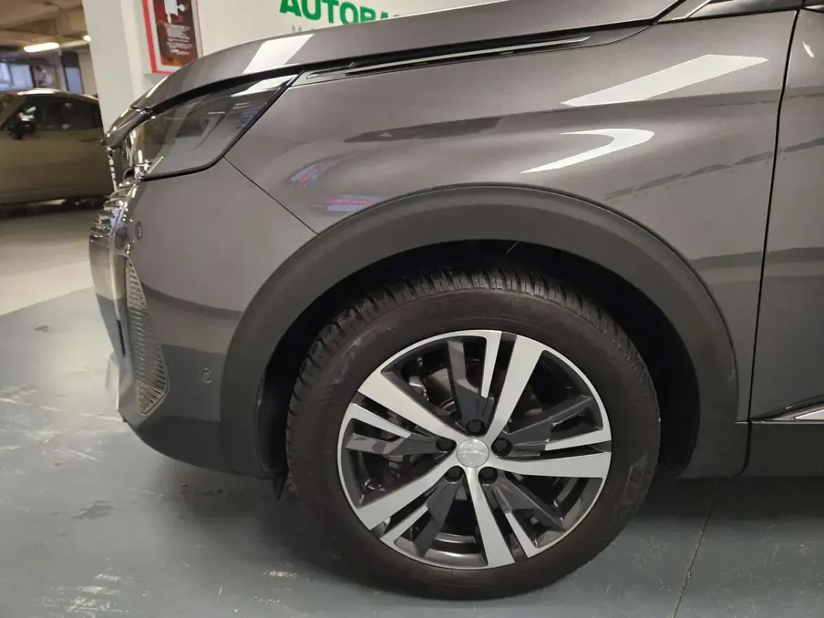 Usata Peugeot 3008 Allure 131 CV (96 kW) 2021 Grigio SUV