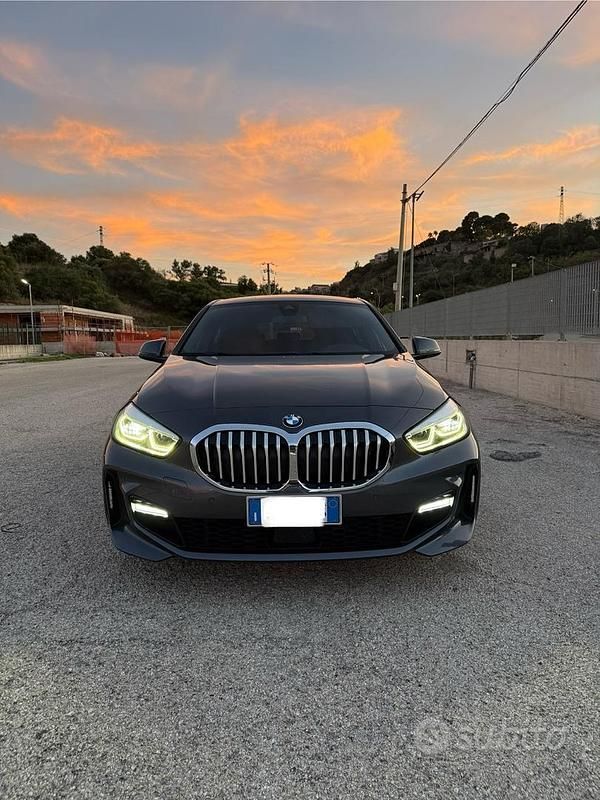 Usata BMW 120 M Sport 190 CV (139 kW) 2020 Grigio Utilitaria