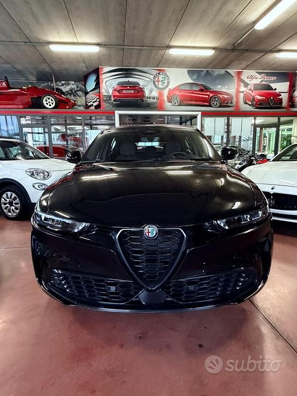 Usata Alfa Romeo Tonale Sprint 131 CV (96 kW) 2023 Nero SUV