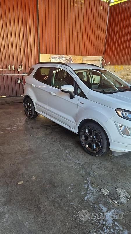 Usata Ford Ecosport 100 CV (73 kW) 2022 Bianco SUV