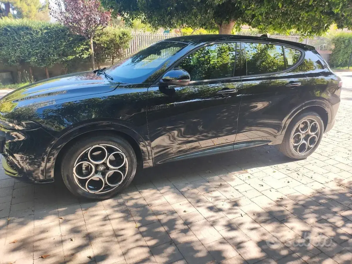 Usata Alfa Romeo Tonale 131 CV (96 kW) 2025 SUV