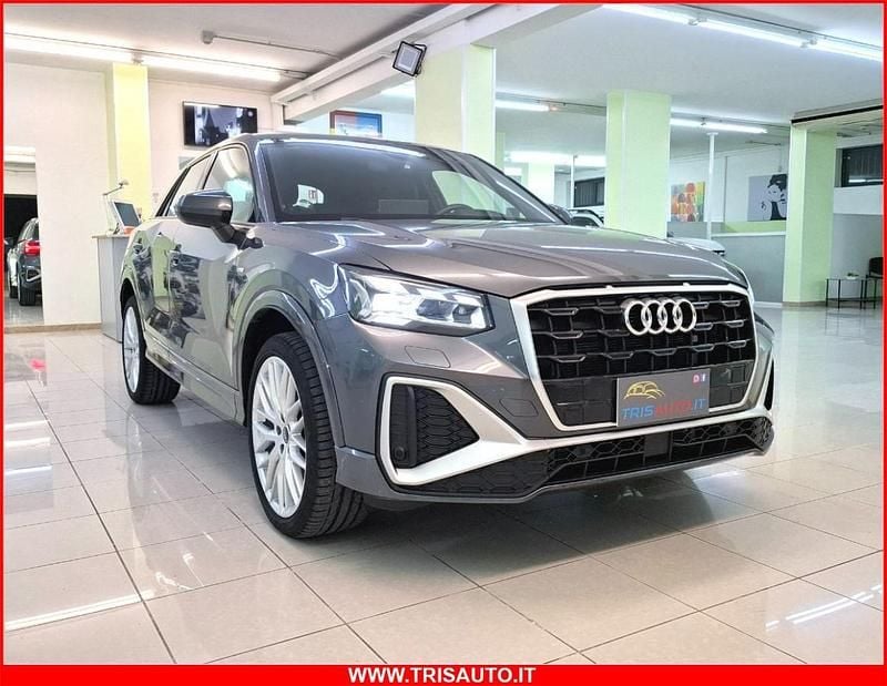 Grigio Usata 2025 Audi Q2 S-Line SUV | 34.500 € (Buon prezzo) - Immagine 1/4