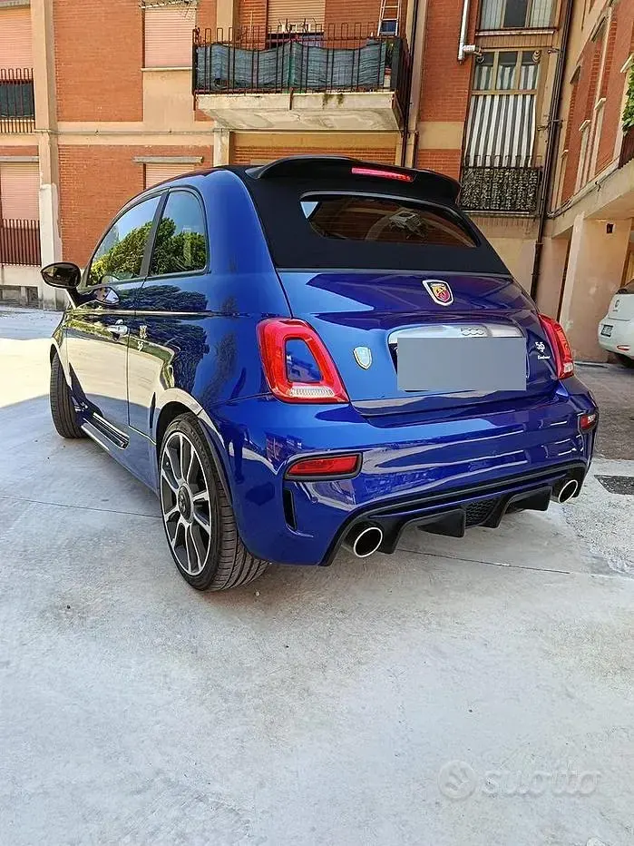 Usata Abarth 595 165 CV (121 kW) 2017 Bluazzurro Cabrio