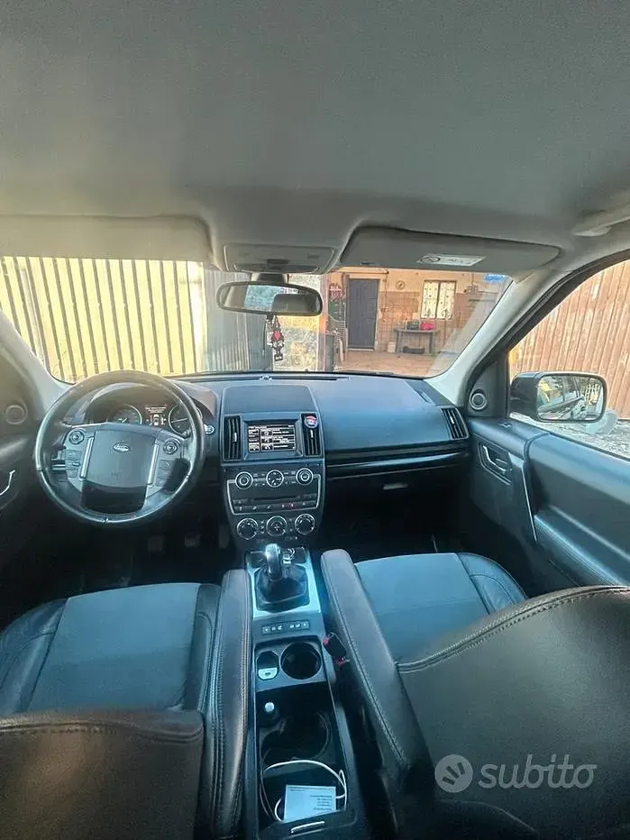 Usata Land Rover Freelander 2 150 CV (110 kW) 2014 Nero SUV